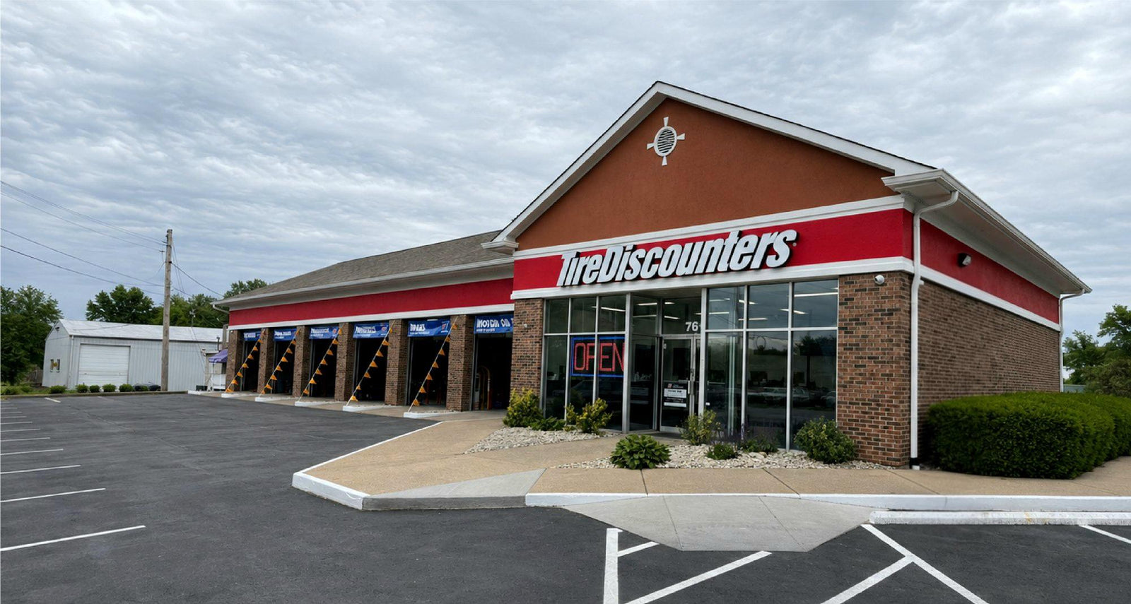 Tire Discounters Expands into Closed Tires Plus with New Withamsville Location