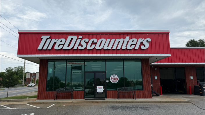 Photo of Tire Discounters Columbus at 1900 Second Avenue, Columbus, GA 31901