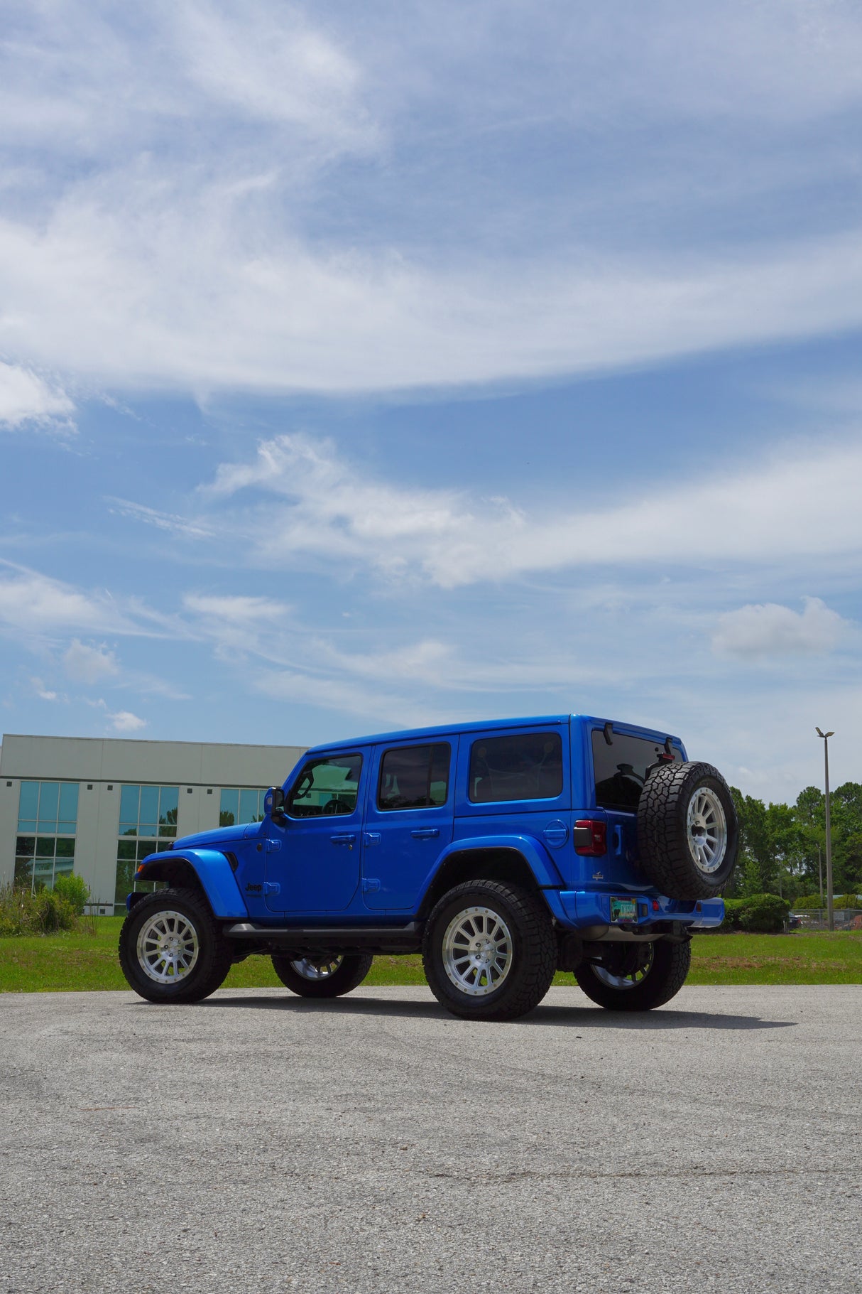 06-A105209075P00019-ASR Motorsport-Ammo-20x9-Wheel-Image06