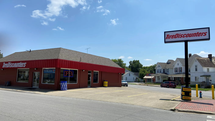 Photo of Tire Discounters Lancaster at 300 South Columbus Street, Lancaster, OH 43130-4328