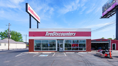 Photo of Tire Discounters St. Matthews at 4909 Shelbyville Road, Louisville, KY 40207