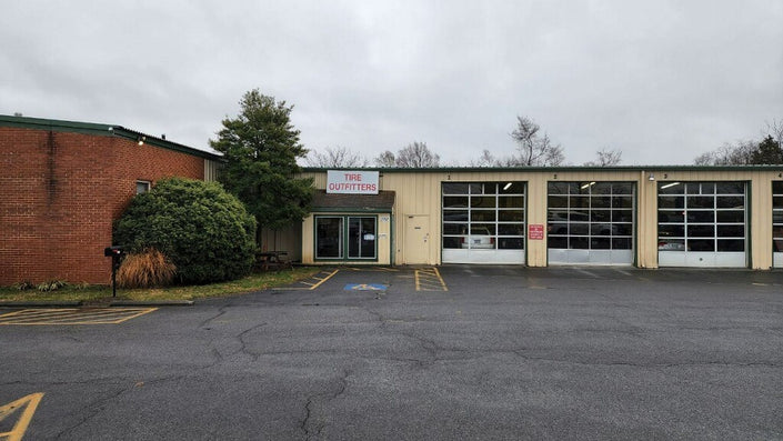 Photo of Tire Discounters Tire Outfitters Tire Discounters at 2712 S Pleasant Valley Rd., Winchester, VA 22601